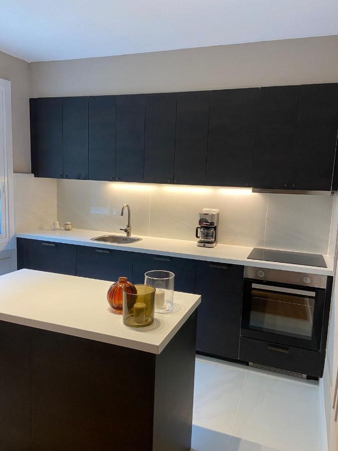 Luxury Apartment In Ferrol Center Екстериор снимка
